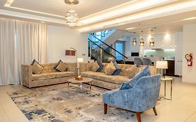 سومرست داون تاون الخبر